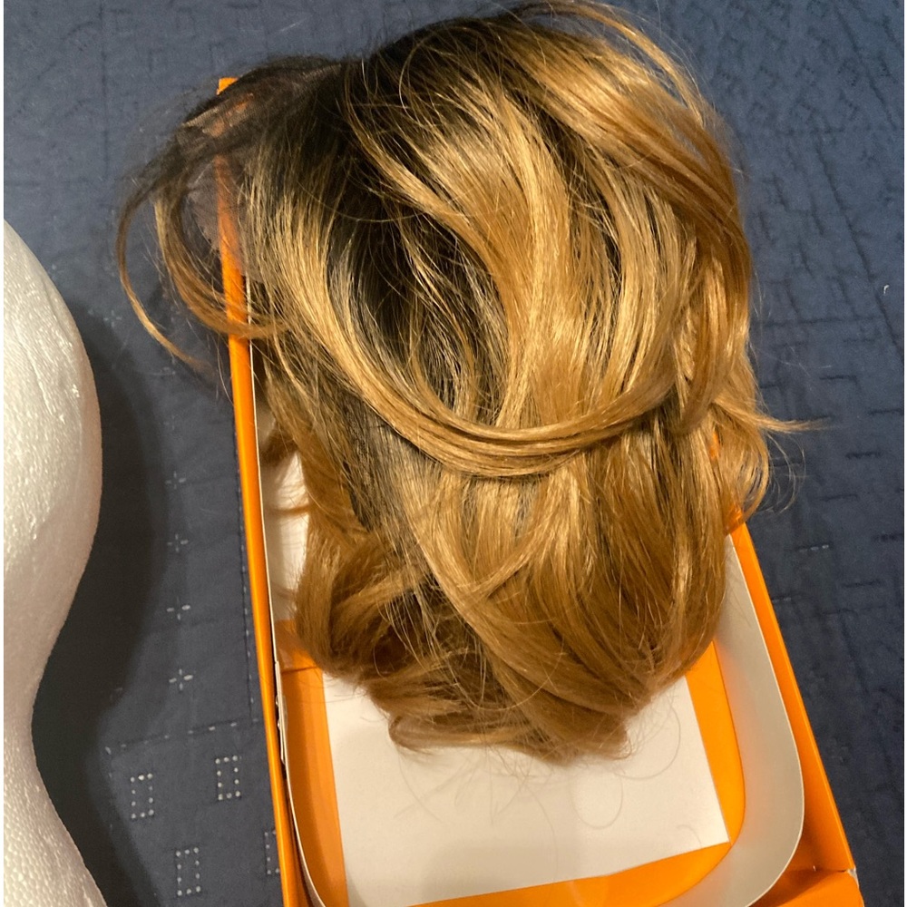 Shoulder length wig